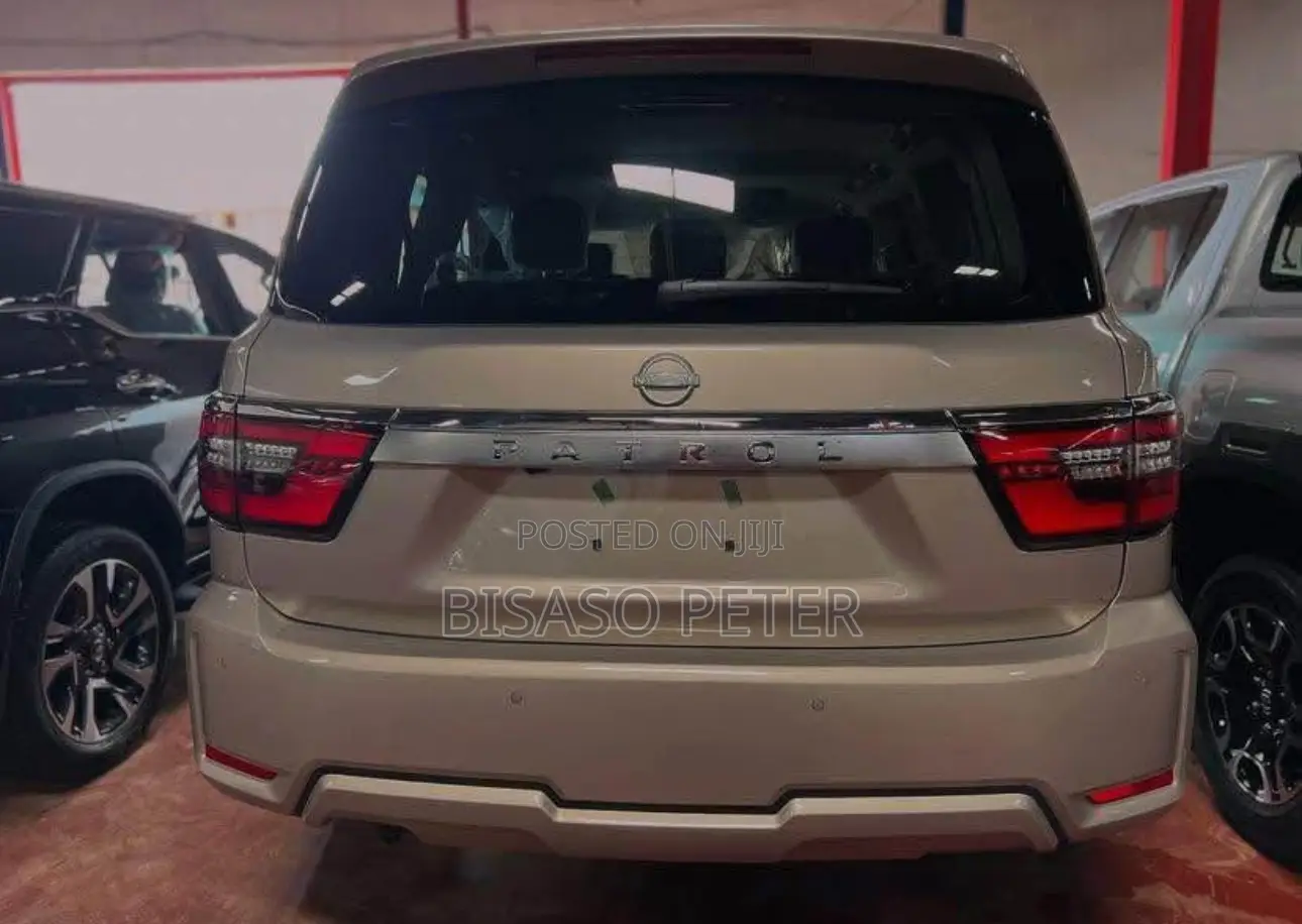 Nissan Patrol 2024 Silver