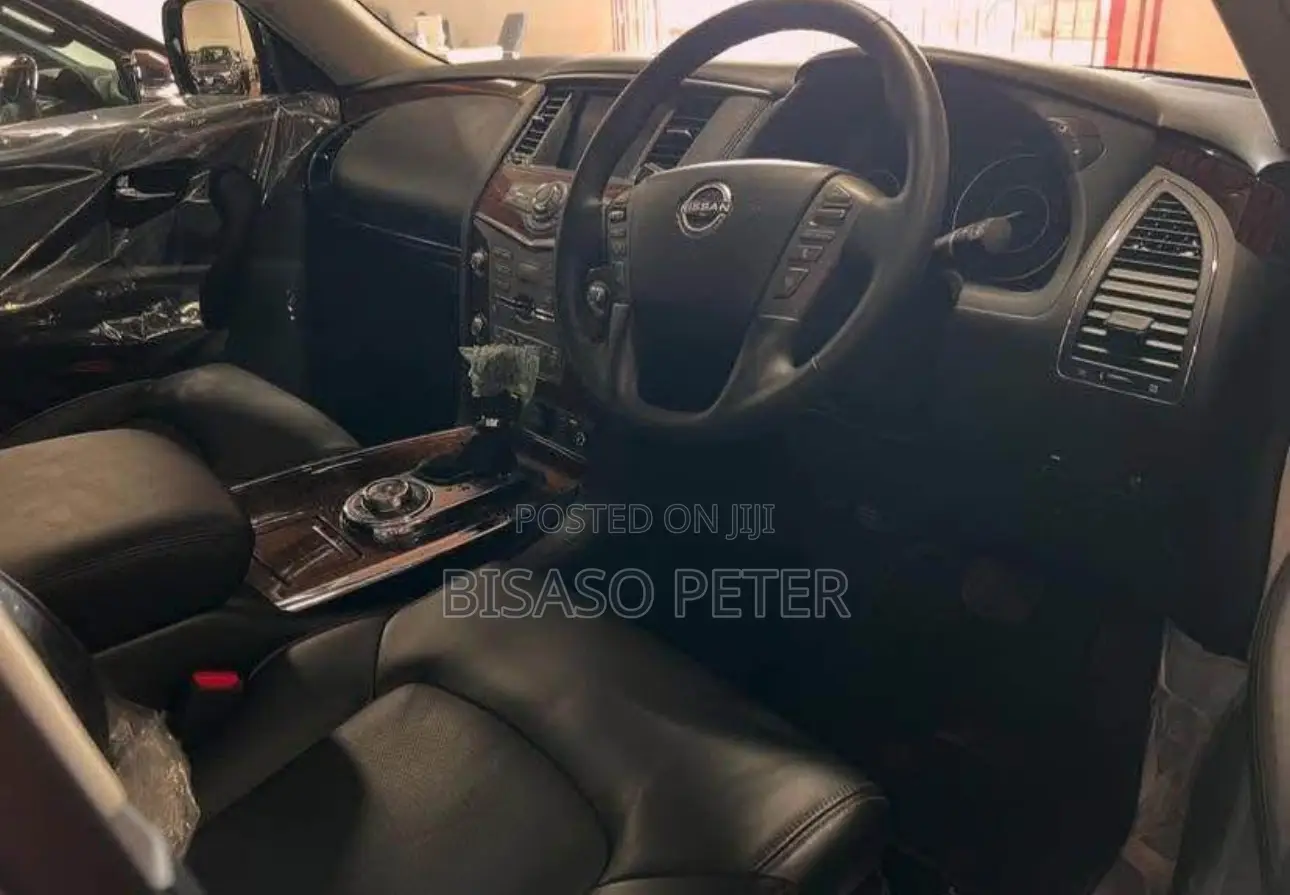 Nissan Patrol 2024 Silver