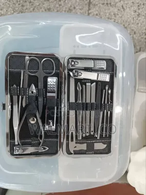 19pcs Manicure and Pedicure Kit