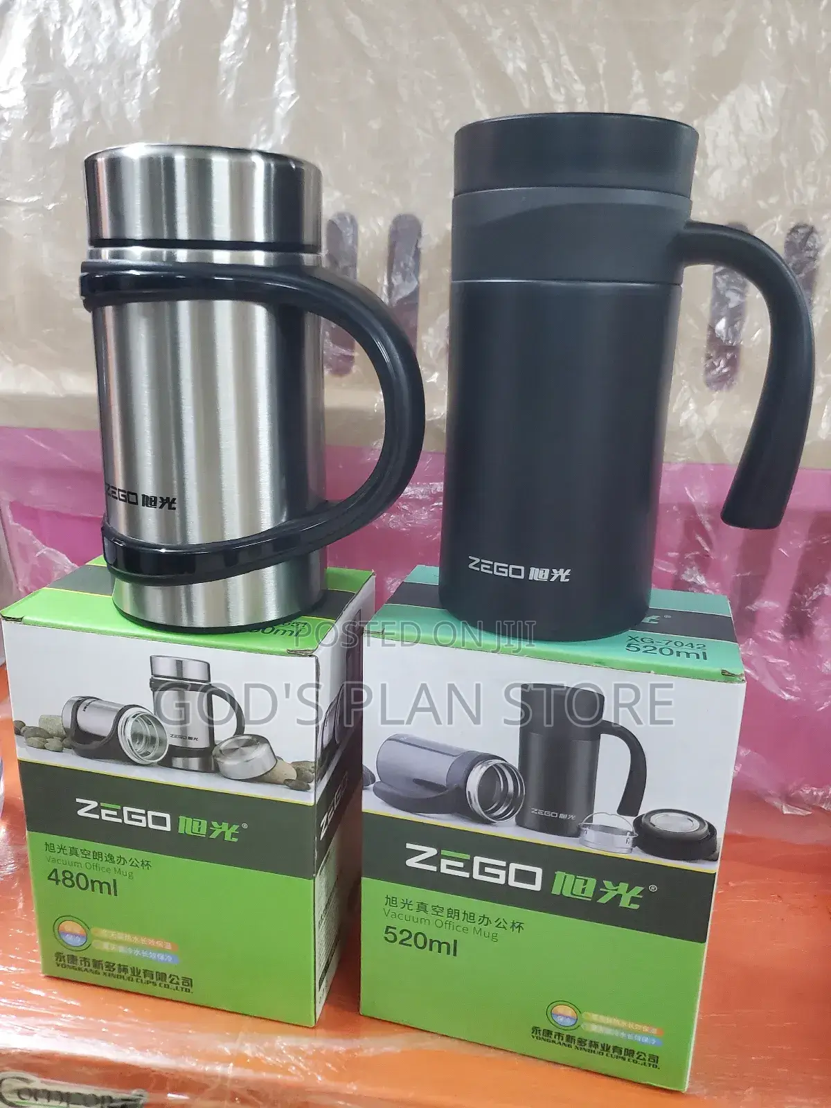 Black and Stainless Cups