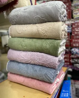 Quality Luxury Sofa Throw on Blankets