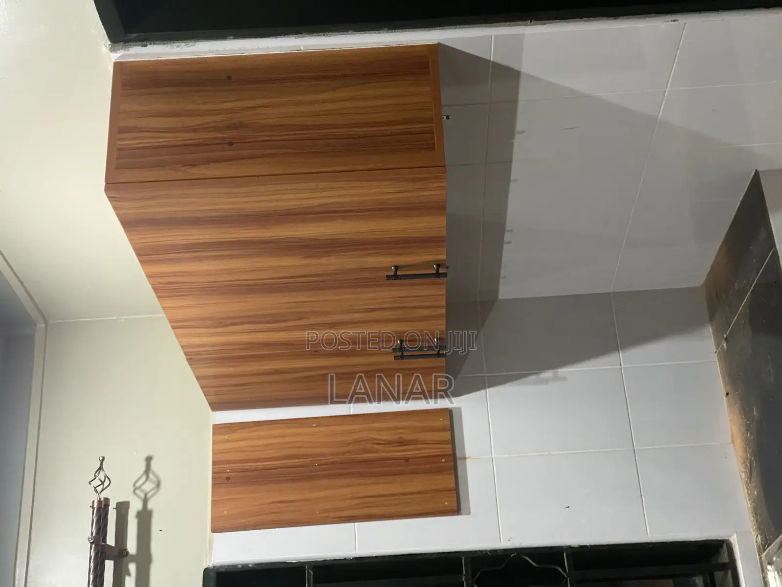 Kitchen Cabinet Tick