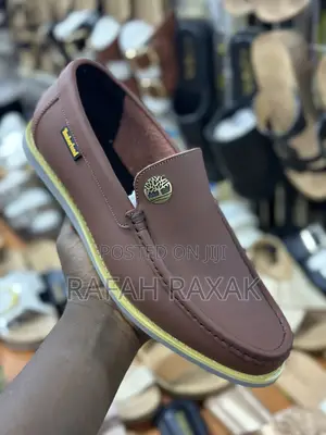 Men’S Super Classic Brown Timberland Flat Sole Moccasins