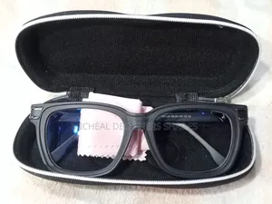 Optical Frames and Prescription Lenses