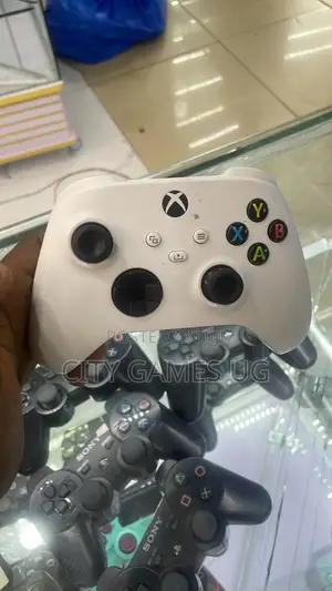 Xbox One S Controllers