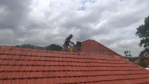 Rooftile Cleaning or Okwoza Amategula