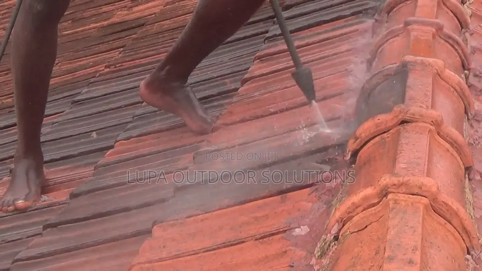 Rooftile Cleaning or Okwoza Amategula
