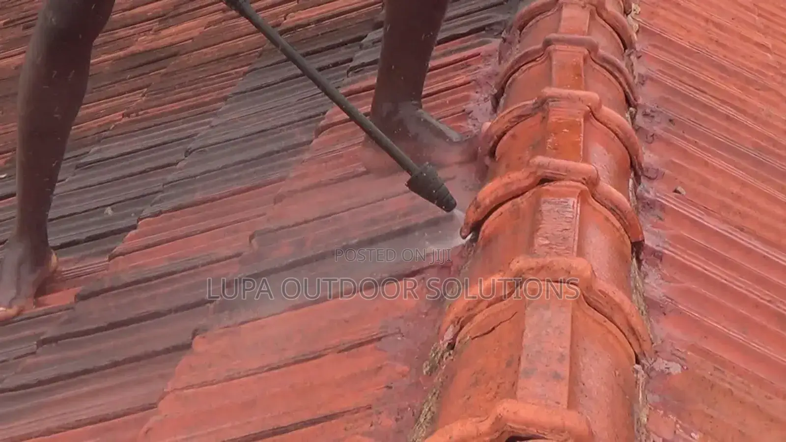 Rooftile Cleaning or Okwoza Amategula