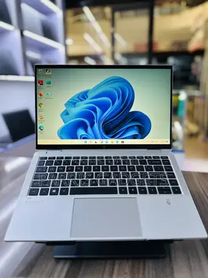 Laptop HP EliteBook X360 1040 G7 16GB Intel Core I7 SSD 512GB