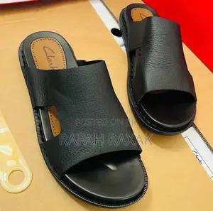 Men’S Super Classic Clarks Push in Leather Sandals
