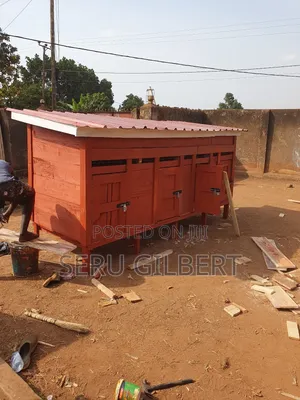 HHGV Nice Dog House 