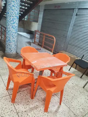 Outdoor Restaurant and Bar Plastic Chairs and Table