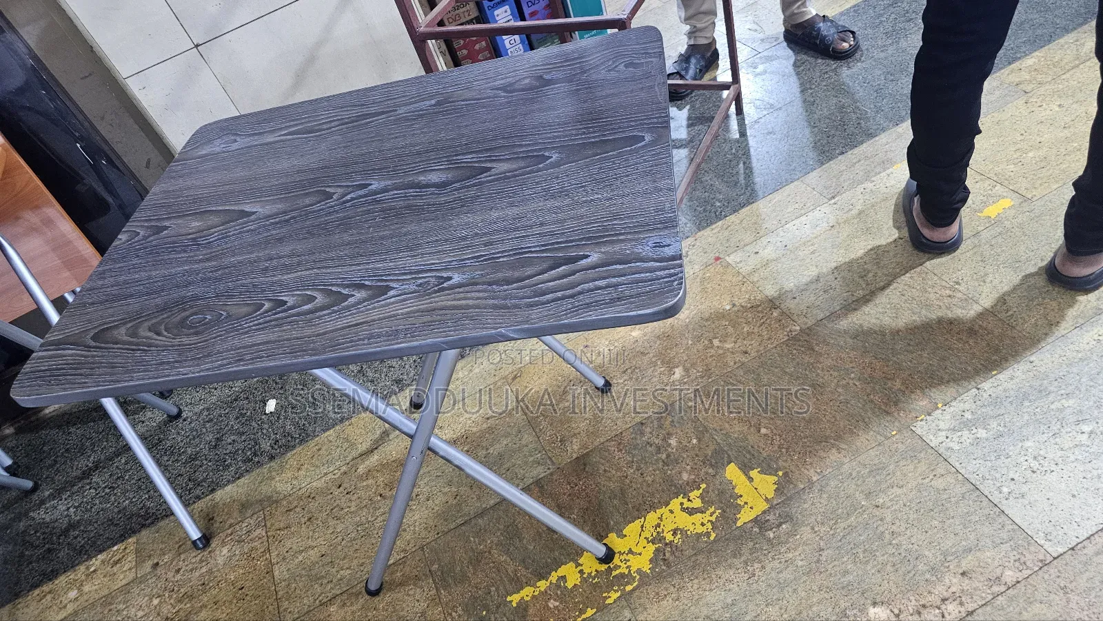 60 × 90 Foldable Dinning Table