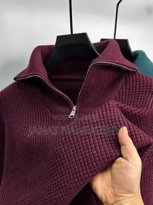 Maroon Sweater With Zip Neck