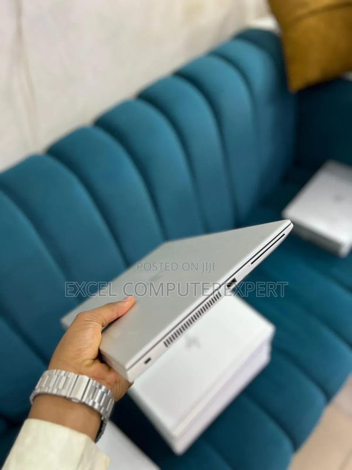New Laptop HP EliteBook 840 G5 8GB Intel Core i5 SSD 256GB