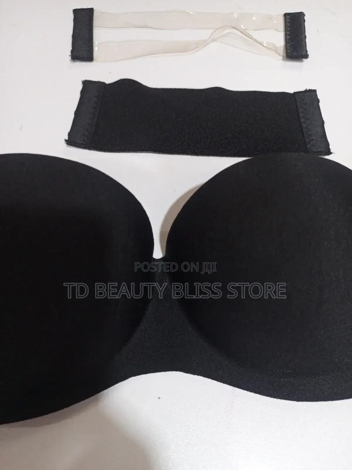 Strapless Bras or Half Bra
