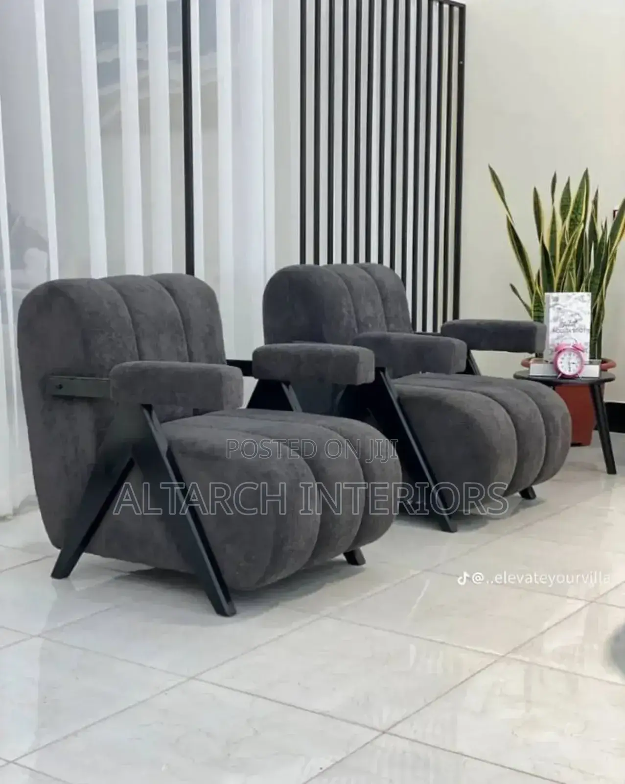Single Seaters in Grey