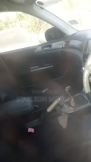 Subaru Forester 2010 Silver