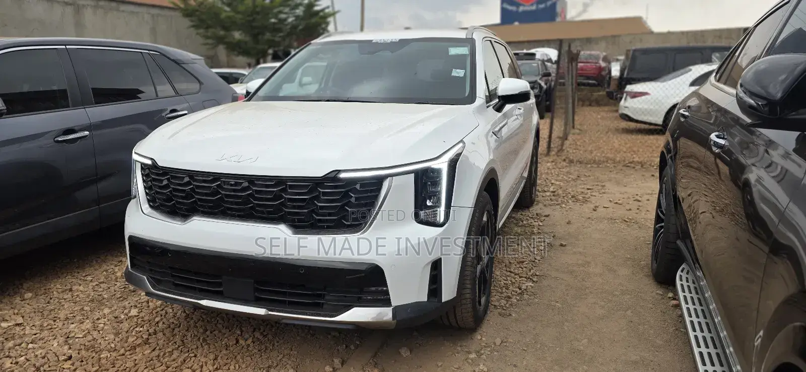 Kia Sorento 2024 White