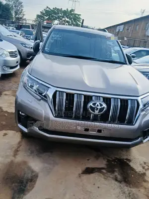 Toyota Land Cruiser Prado 2018 Gray