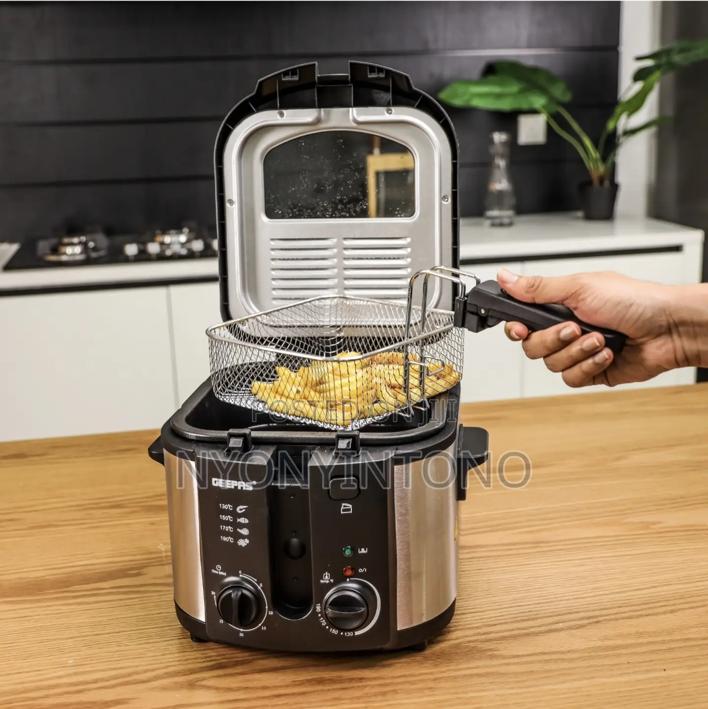 Geepas 3liters Most Durable Deep Fryer
