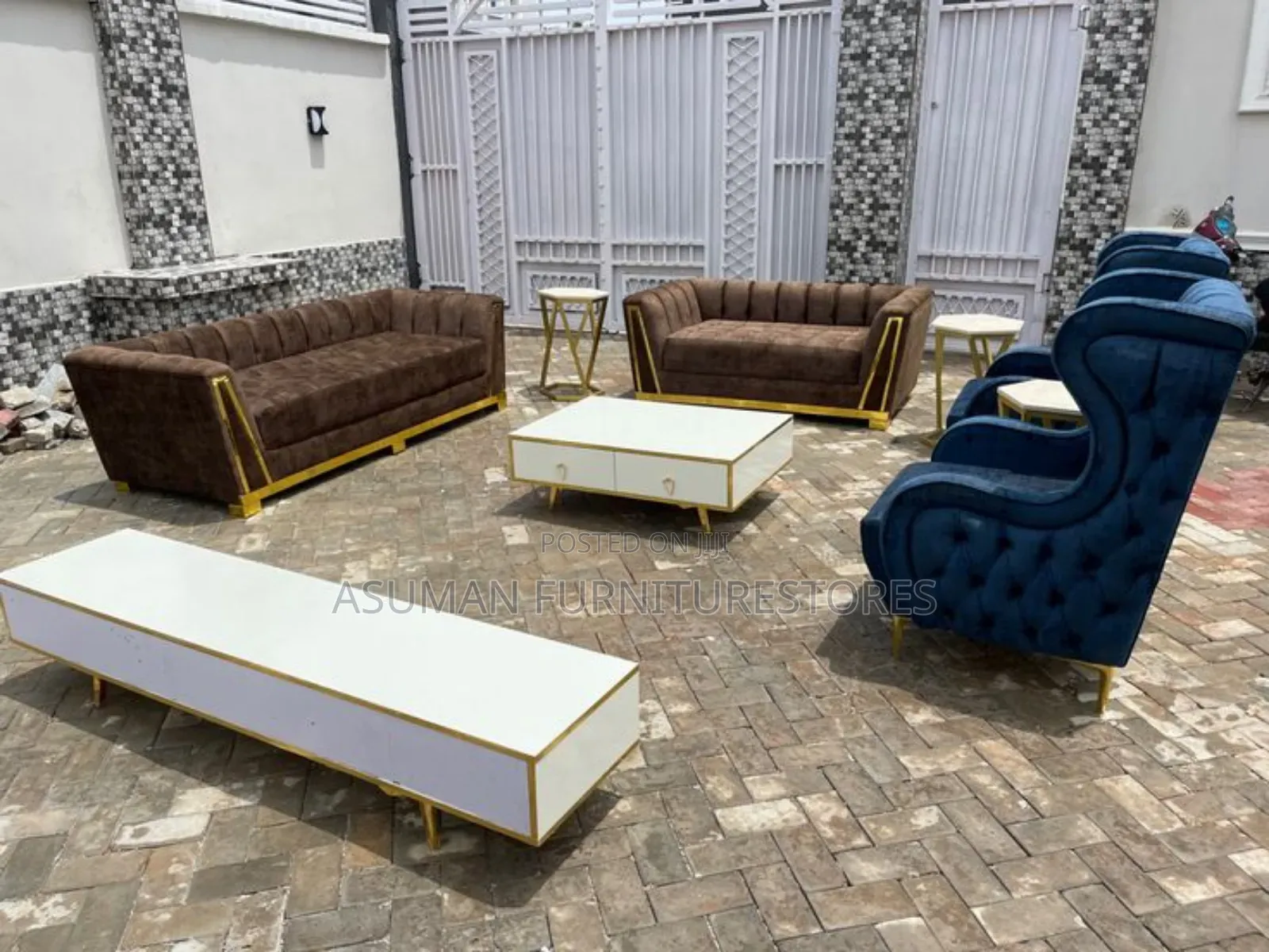 7seater Sofa Set With Centre Table and Tv Stand