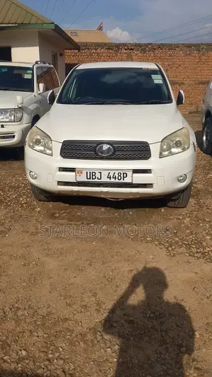 Toyota RAV4 2.0 4x4 2007 White