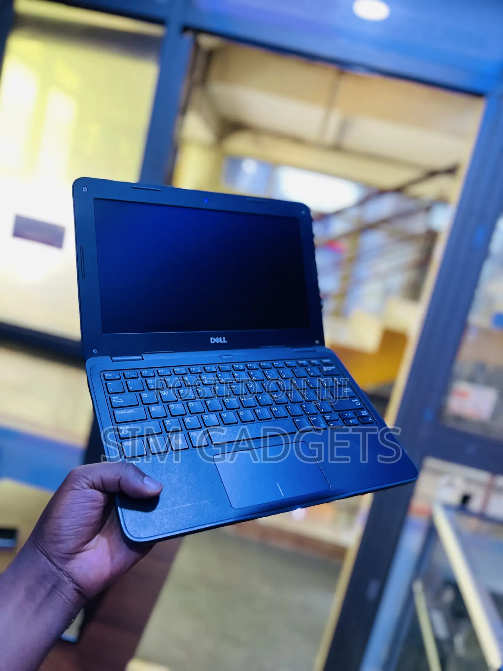 Laptop Dell 4GB Intel Celeron SSD 128GB