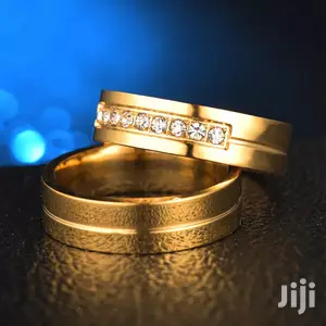 Luxury Gold Couple Rings
