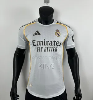 Real Madrid Home Kit. Los Blancos