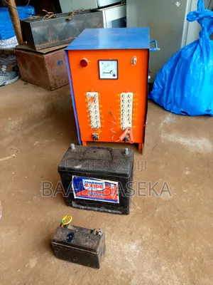 Top Class Battery Charging Machine