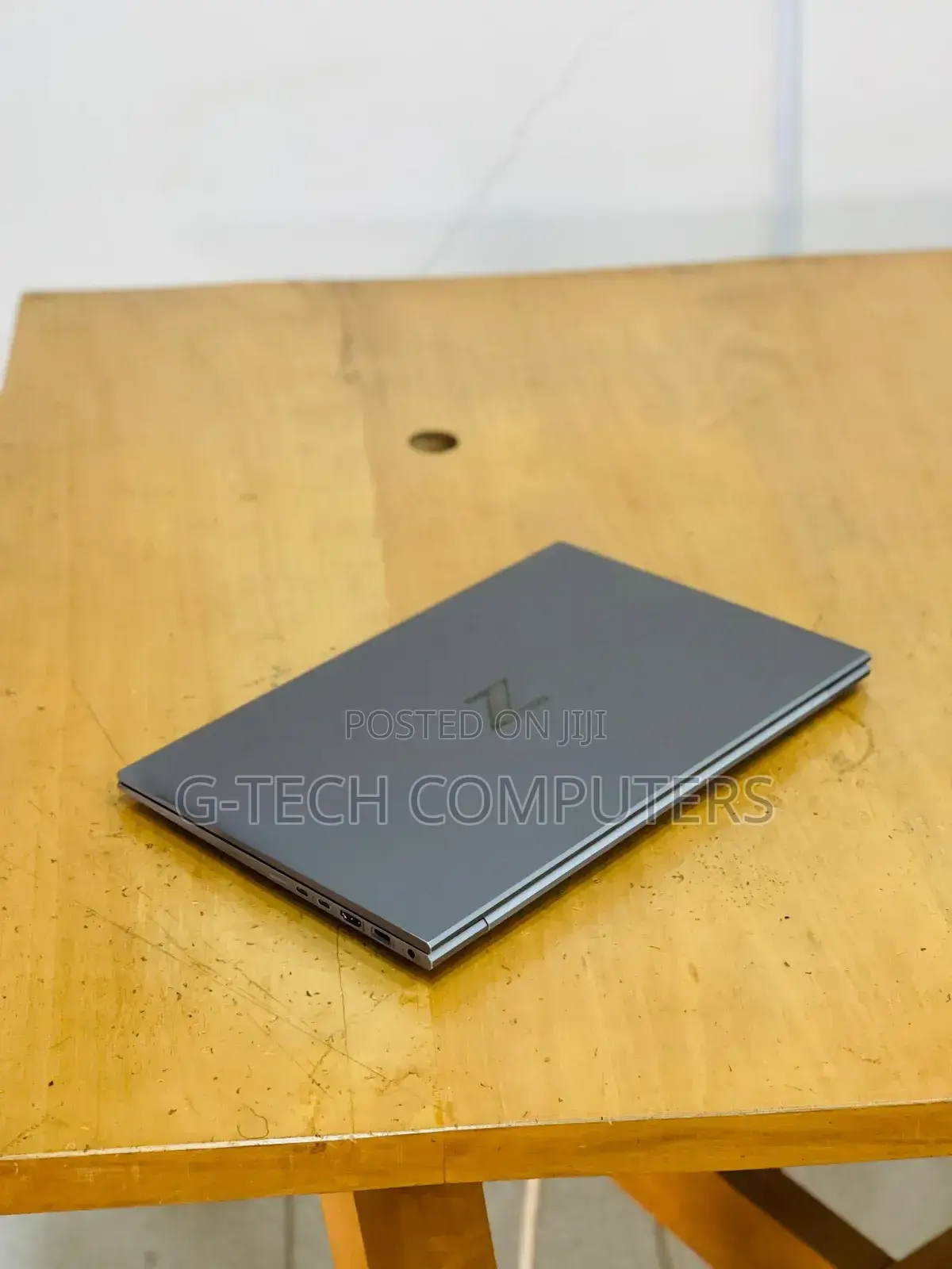 New Laptop HP ZBook Firefly 15 G7 16GB Intel Core I7 SSD 512GB
