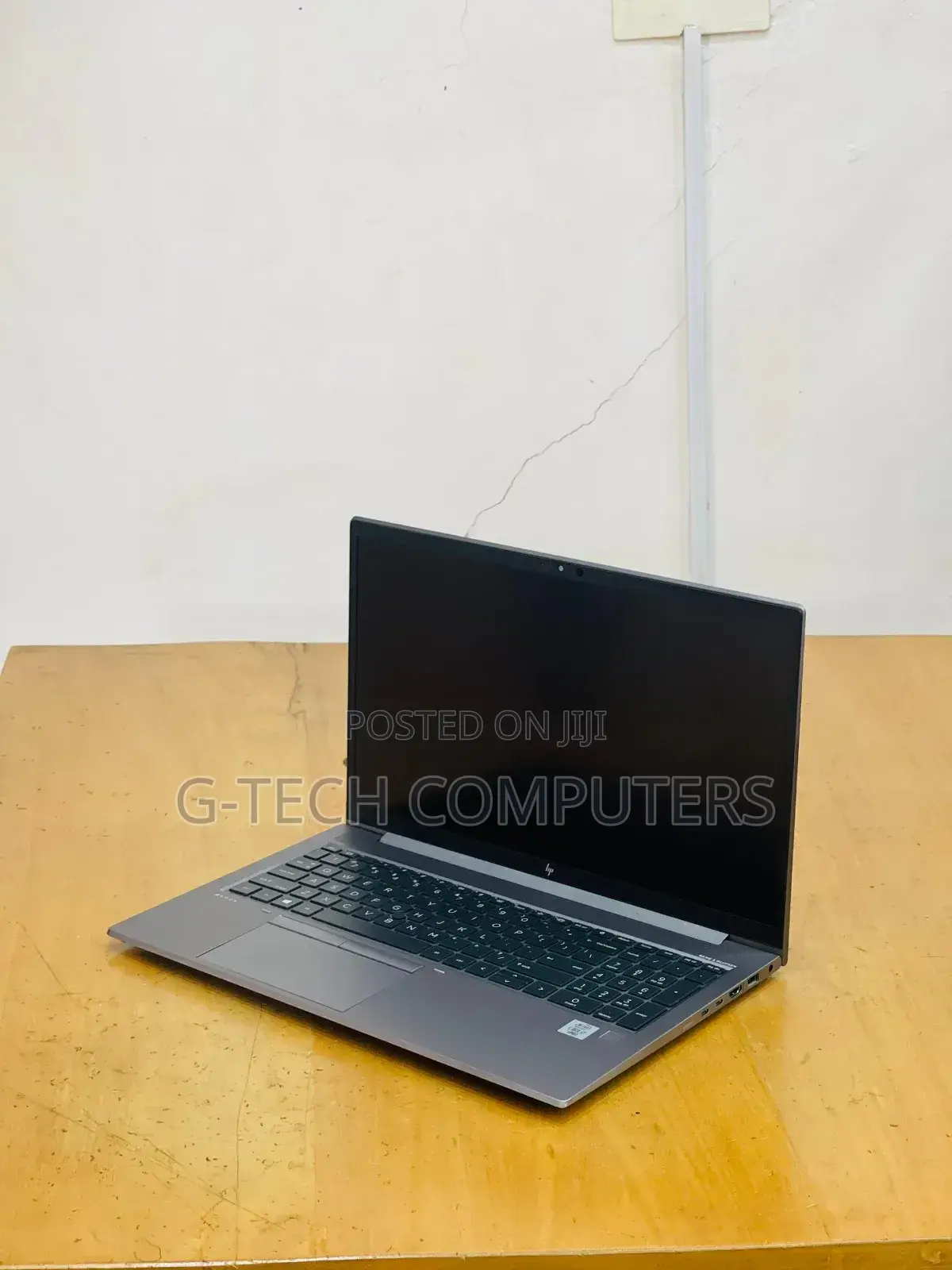 New Laptop HP ZBook Firefly 15 G7 16GB Intel Core I7 SSD 512GB