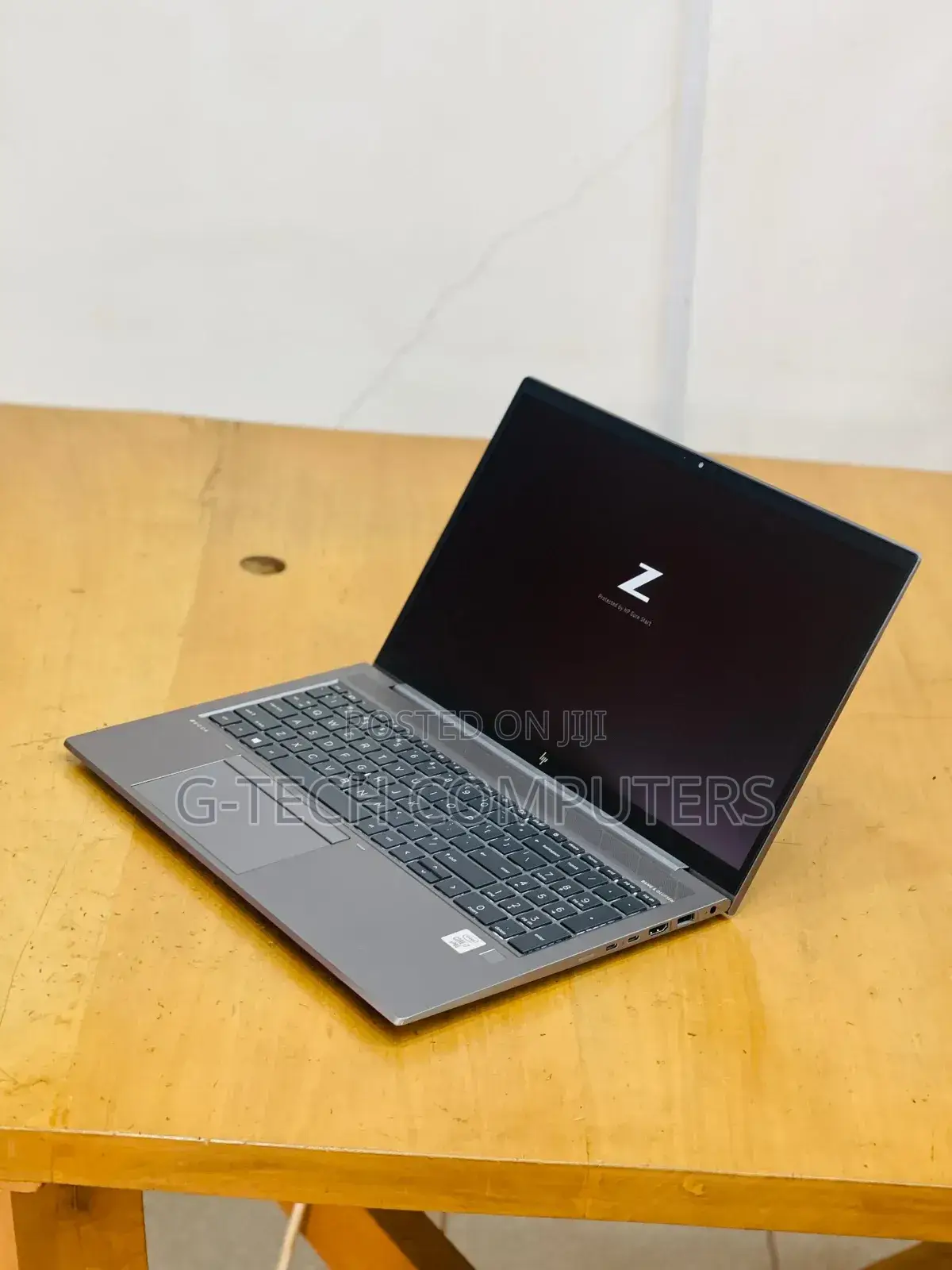 New Laptop HP ZBook Firefly 15 G7 16GB Intel Core I7 SSD 512GB