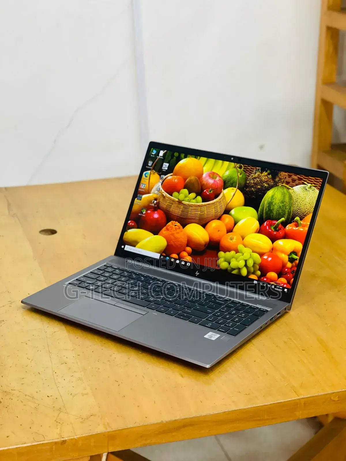 New Laptop HP ZBook Firefly 15 G7 16GB Intel Core I7 SSD 512GB