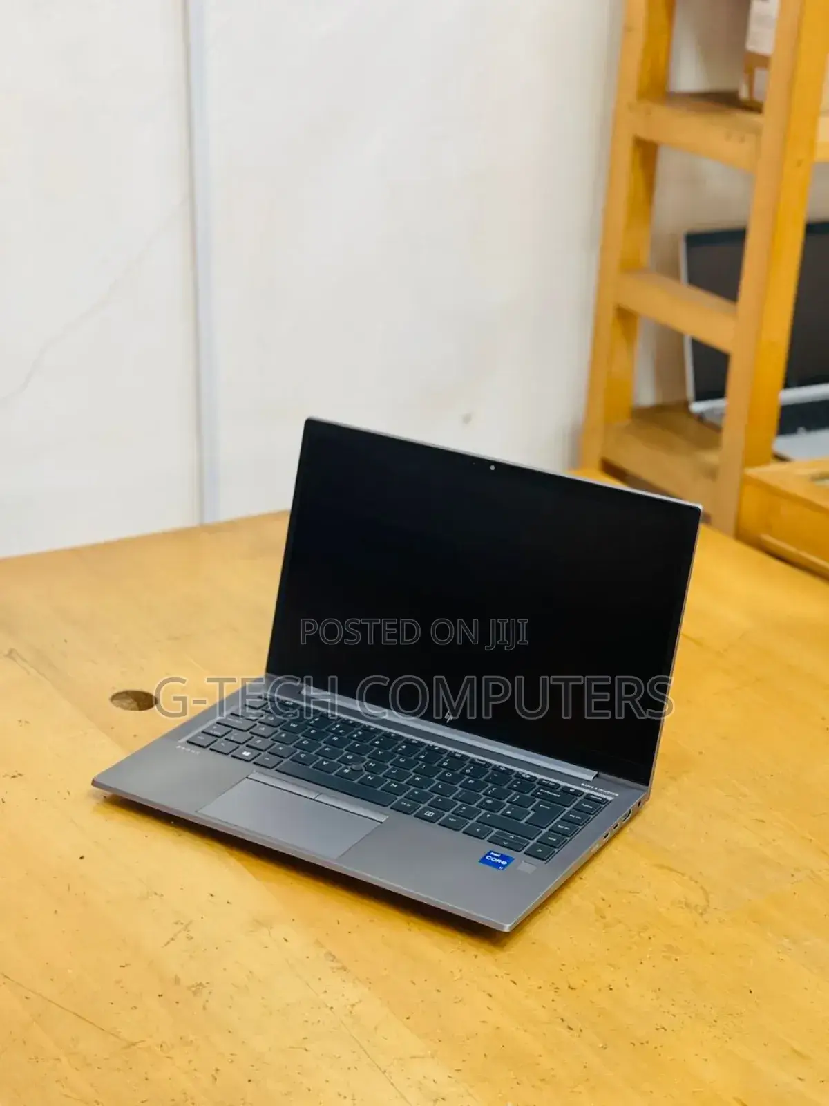 New Laptop HP ZBook Firefly G8 16GB Intel Core I7 SSD 512GB