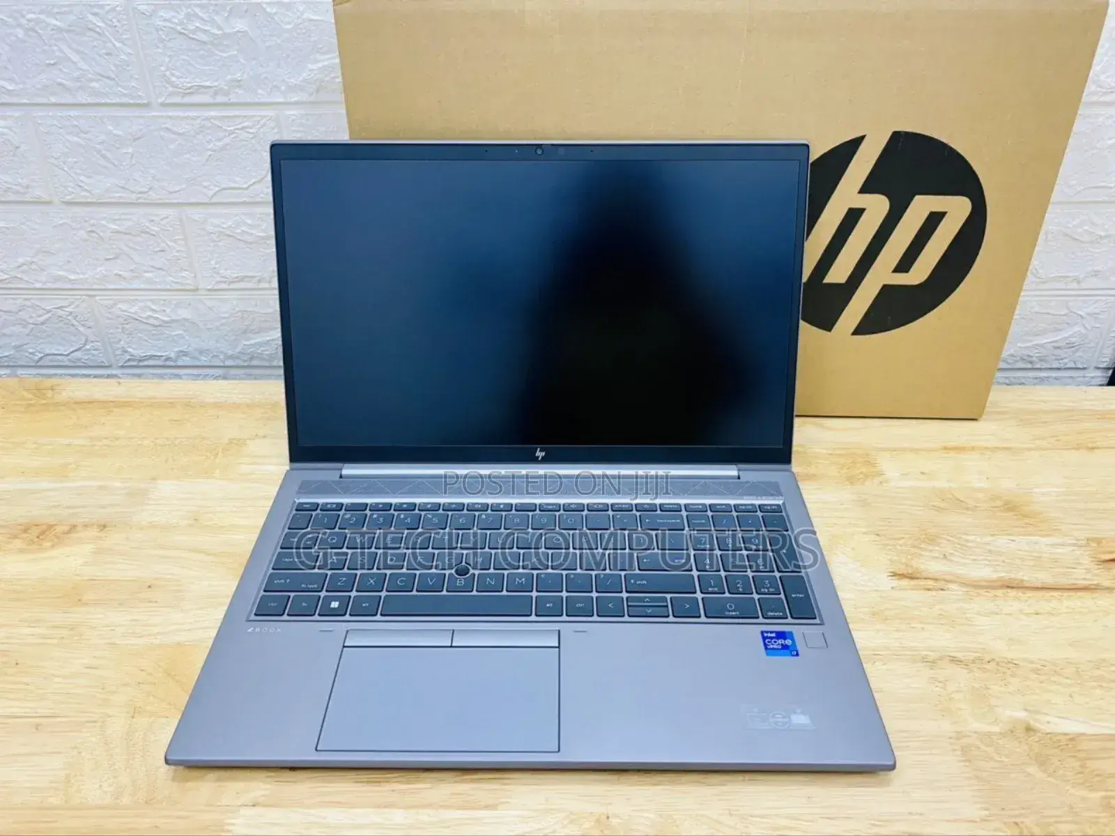 New Laptop HP ZBook Firefly G8 16GB Intel Core I7 SSD 512GB