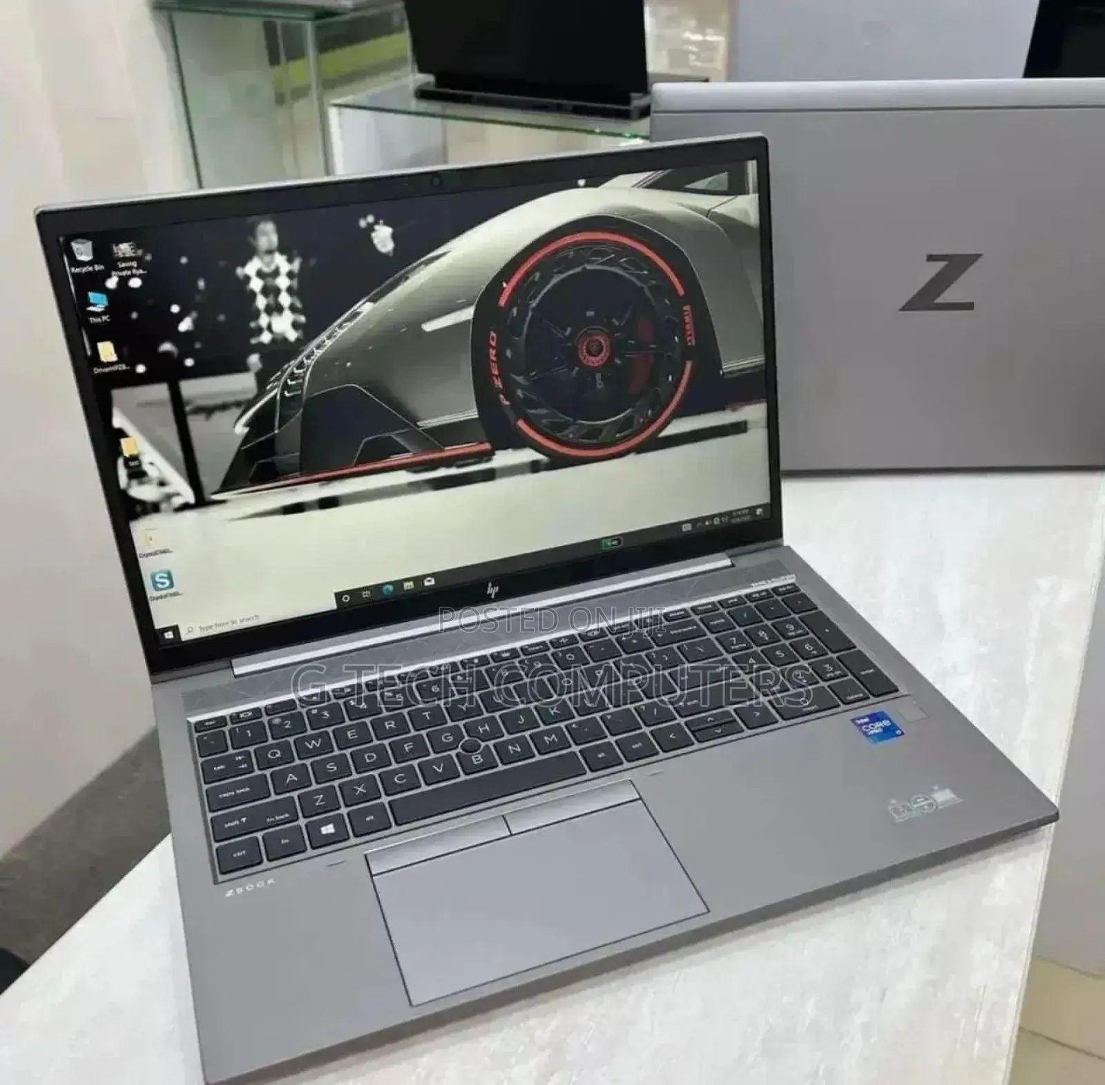 New Laptop HP ZBook Firefly G8 16GB Intel Core I7 SSD 512GB