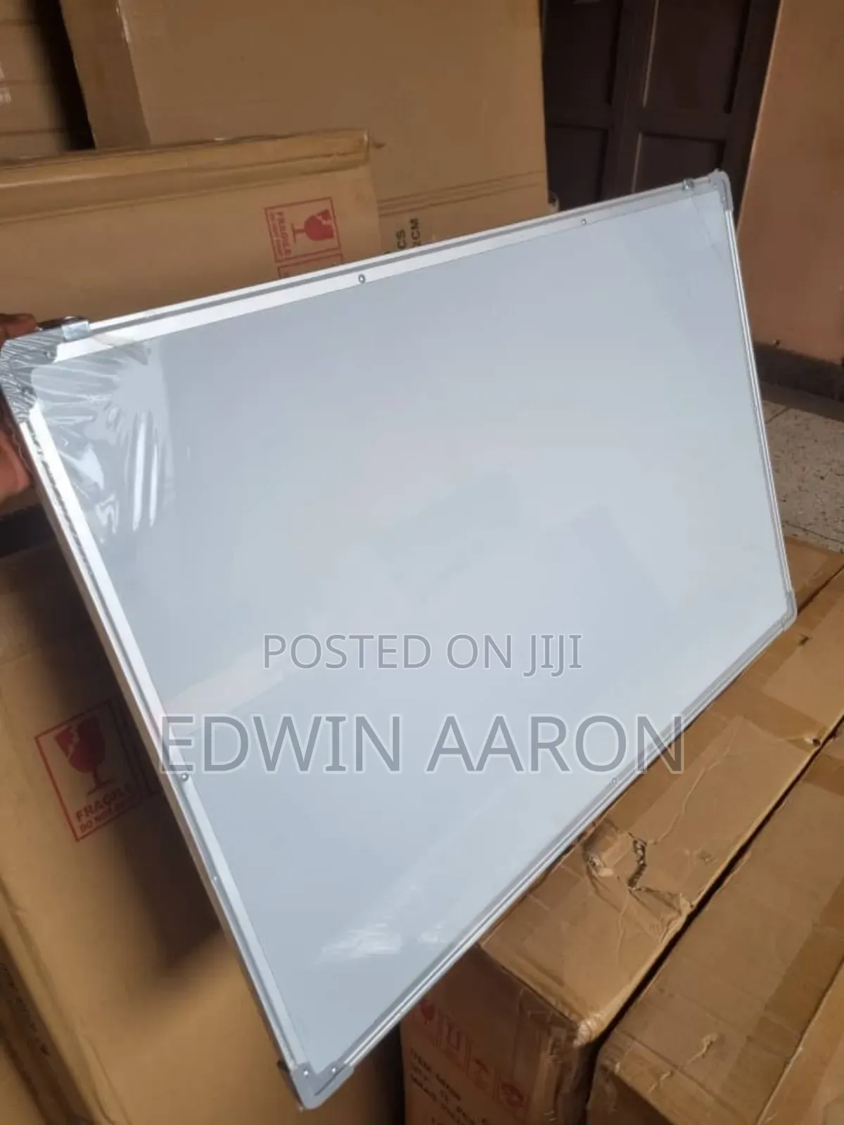 2 in 1 White Board and Notice Board ( 90x 60cm)