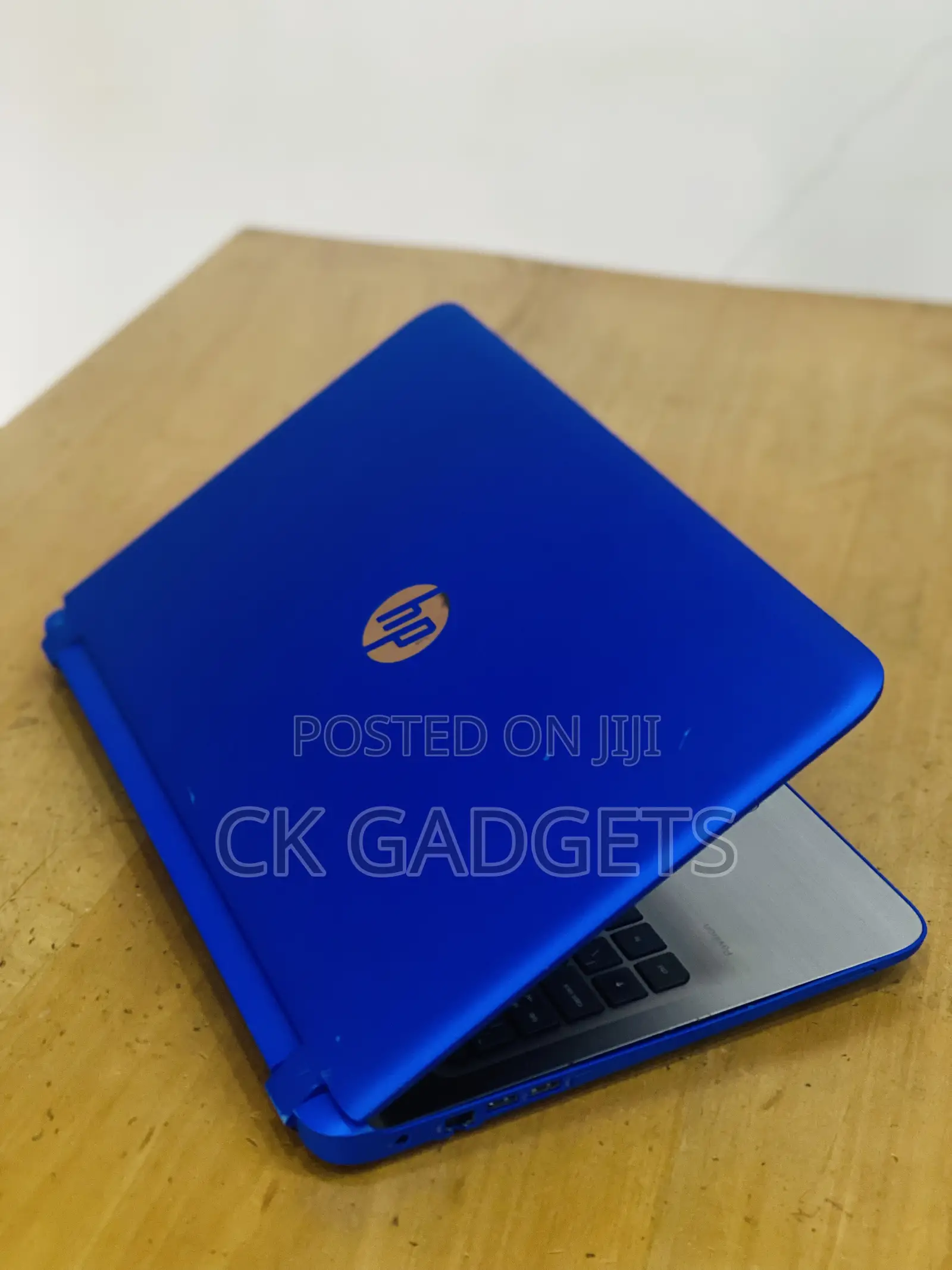 New Laptop HP Stream 14 8GB Intel Core I5 HDD+SSD 500GB