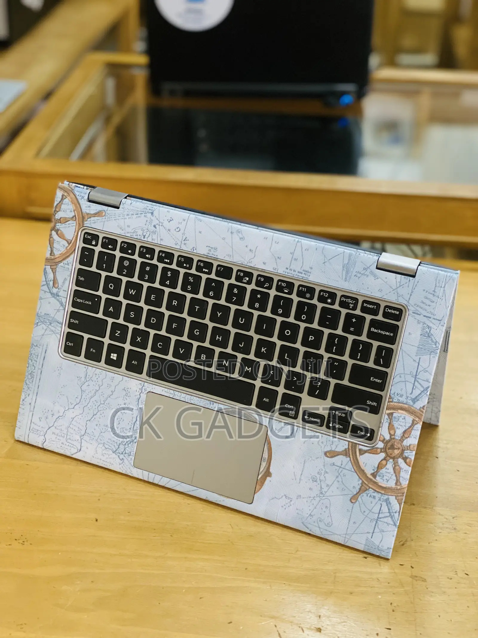 Laptop Dell Inspiron 7306 8GB Intel Core I7 HDD 500GB