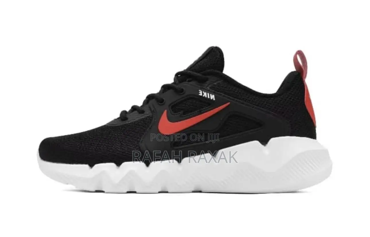 Men’S Classic Black/White Nike Star Runner 4 Running Sneaker