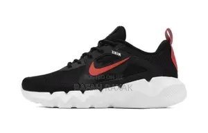 Men’S Classic Black/White Nike Star Runner 4 Running Sneaker