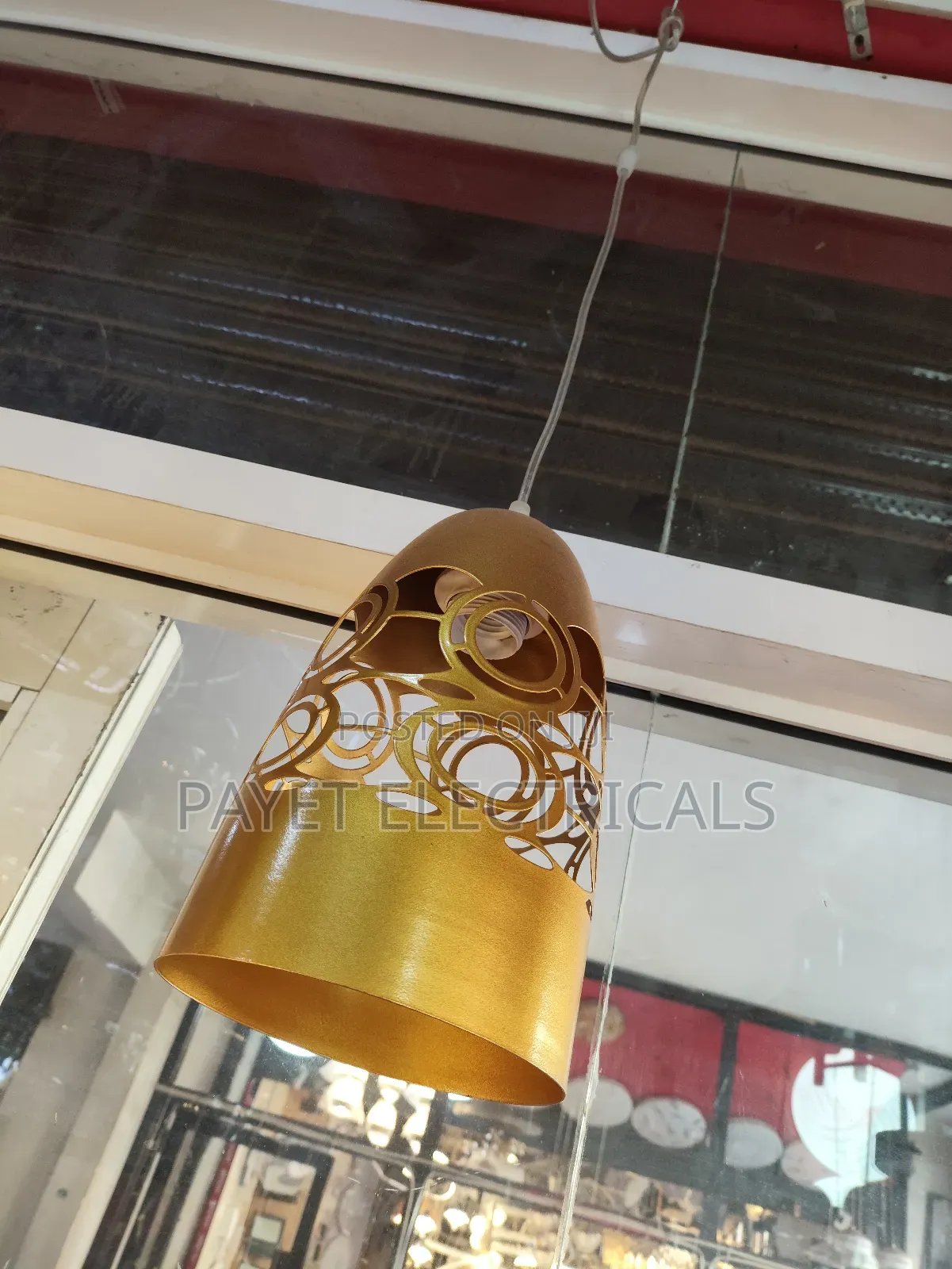 Pendant Light Goldish