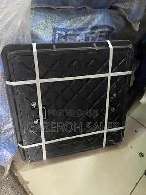 Plastic Manhole Cover – 40×40 Cm( Medium Duty)