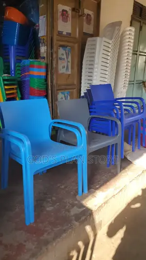 Executive All Size Plastic Chairs