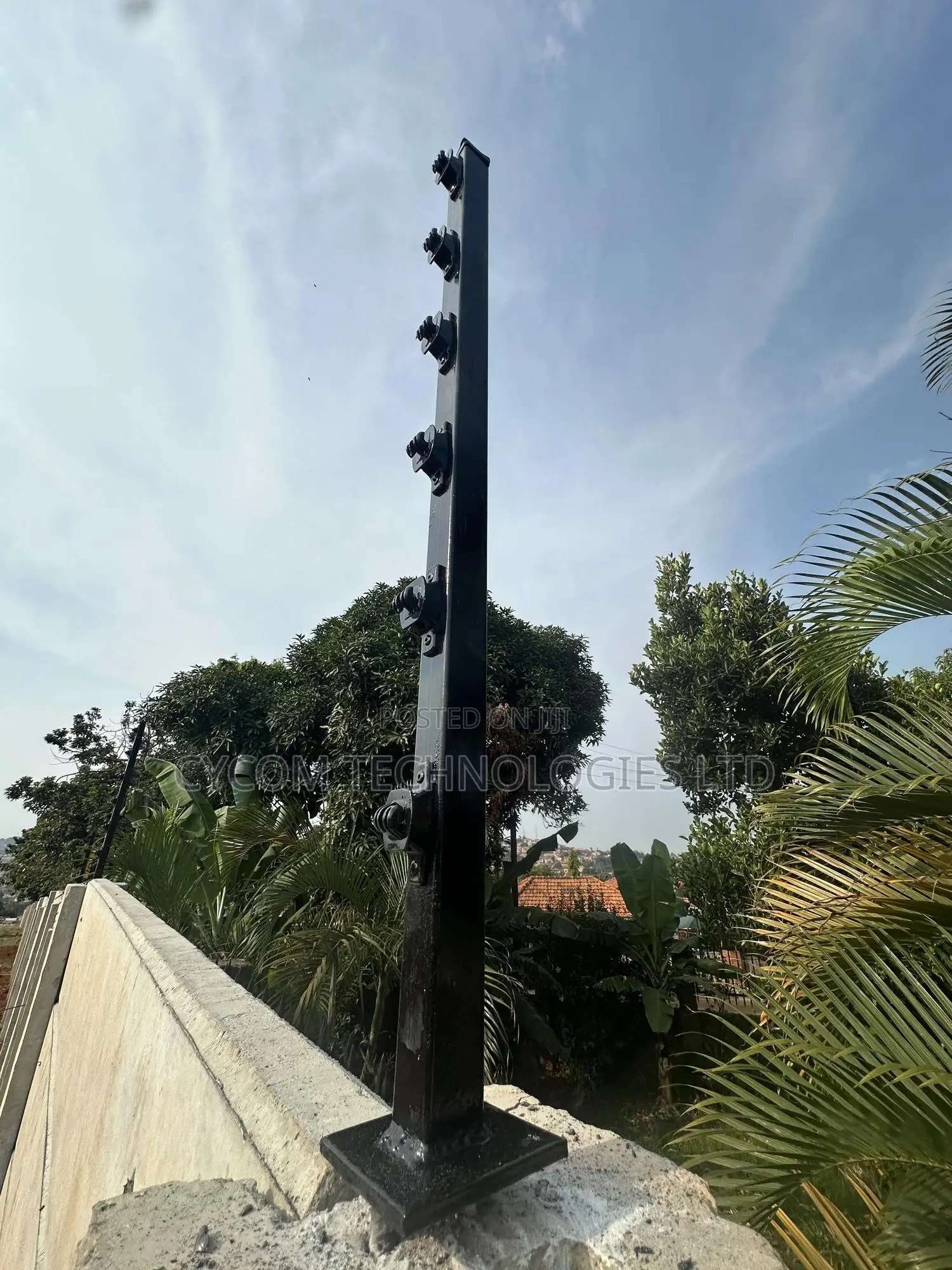 Electric Fence With Galvanized 40 Mm Stands