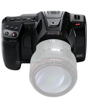 Blackmagic Design Pocket Cinema Camera Pro (Canon Ef)
