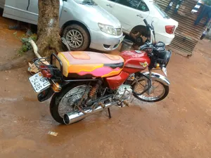 Simba UG Boss+ 100cc 2022 Red