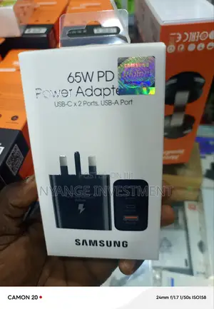 Samsung Adaptor and Charger. C to C With Usb -a Ports